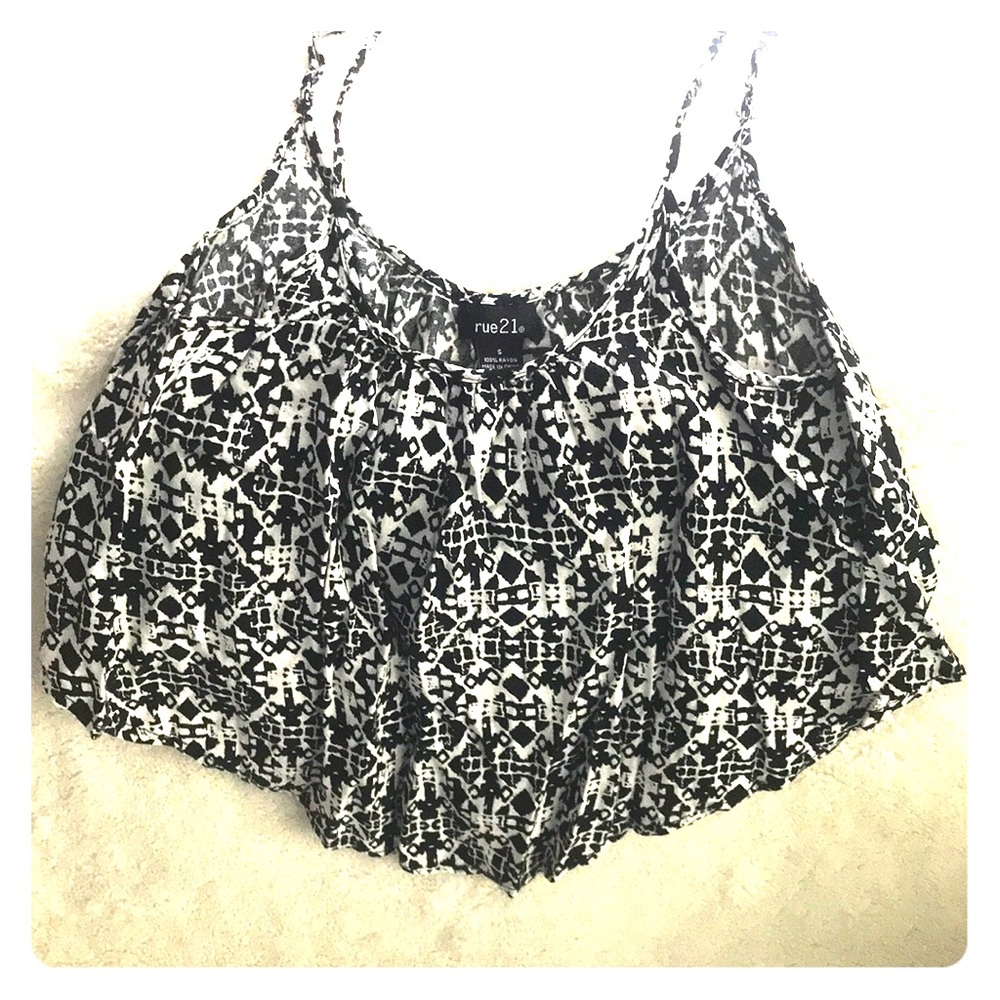 Rue21 crop top